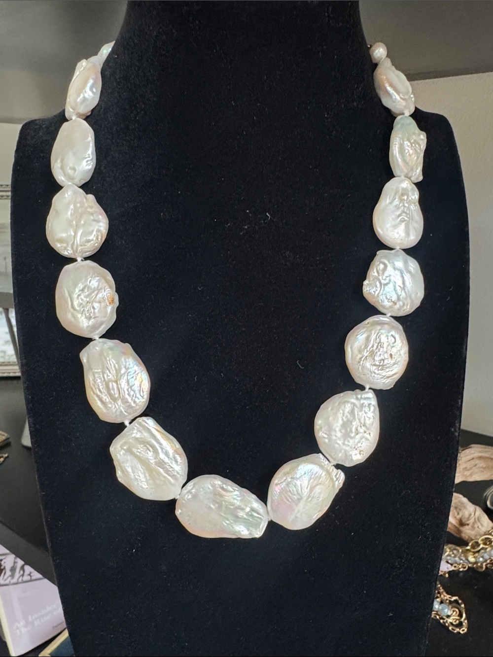 Lustrous Baroque Pearl Necklace - White